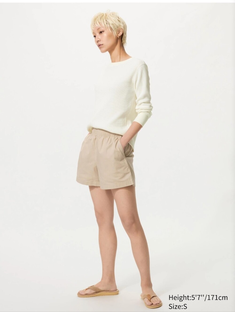2 Pairs of Uniqlo Women's Cotton Shorts Elastic Waist Size XL Navy Blue & Beige.
